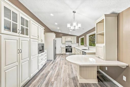 651 Sunset Lane N, Cambridge, MN 55008