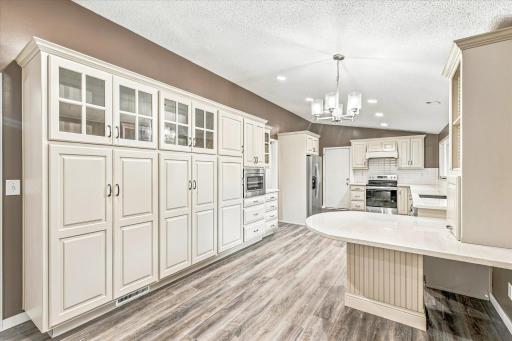 651 Sunset Lane N, Cambridge, MN 55008