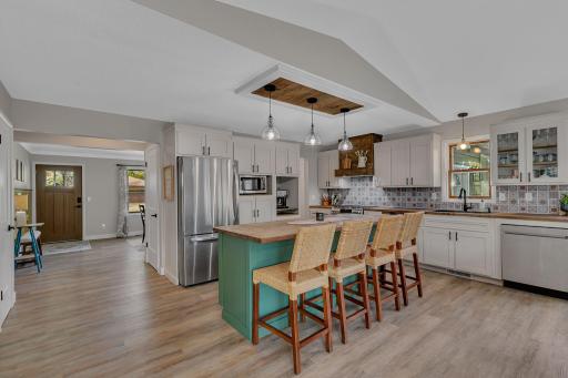 1028 22nd Avenue N, Saint Cloud, MN 56303