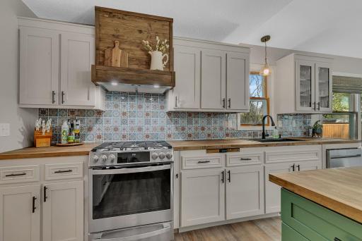 1028 22nd Avenue N, Saint Cloud, MN 56303