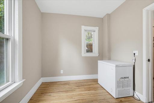 This versatile space makes a great pantry or storage area, transform it to suit your lifestyle!