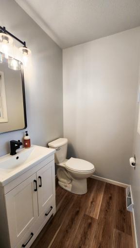 1537 22nd Avenue S, Fargo, ND 58103