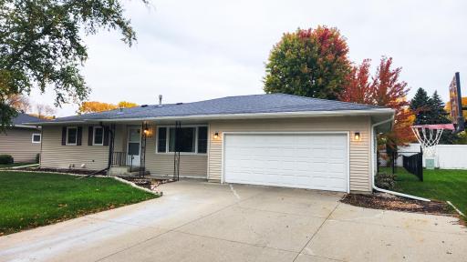 1537 22nd Avenue S, Fargo, ND 58103