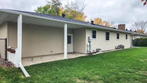 1537 22nd Avenue S, Fargo, ND 58103