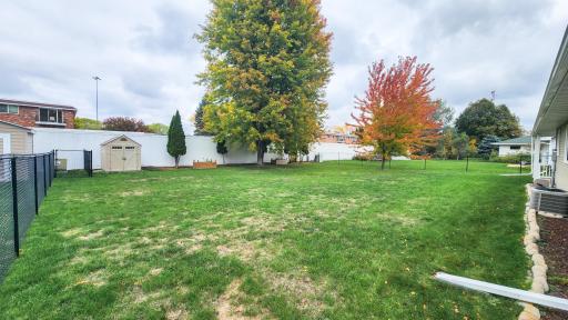 1537 22nd Avenue S, Fargo, ND 58103