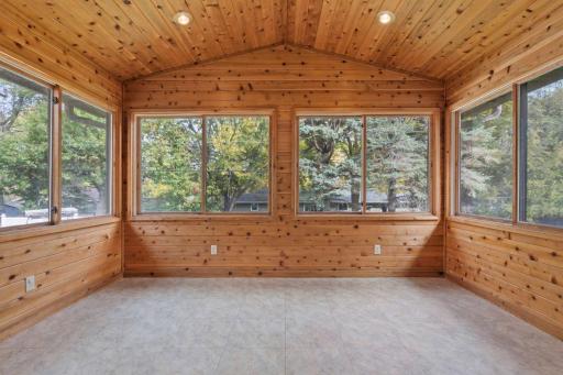 1921 Linda Lane, Saint Cloud, MN 56301