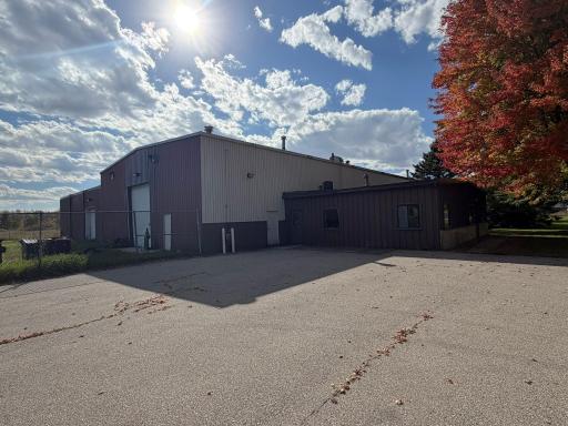 1200 21st Avenue NE, Austin, MN 55912