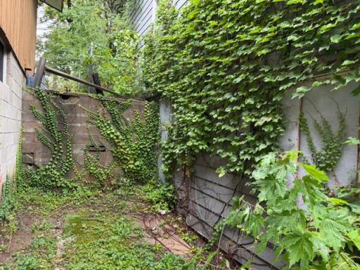 606 Cook Avenue E, Saint Paul, MN 55130