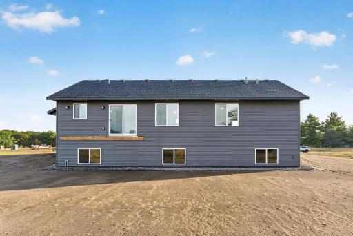 30476 138th Street NW, Princeton, MN 55371