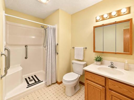 615 Fair Avenue W, Mora, MN 55051