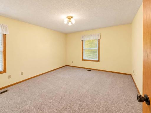 615 Fair Avenue W, Mora, MN 55051