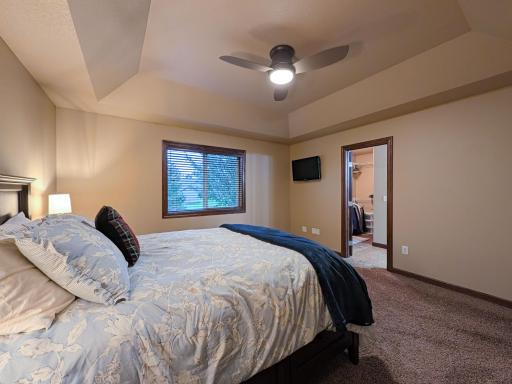 222 30th Avenue E, West Fargo, ND 58078