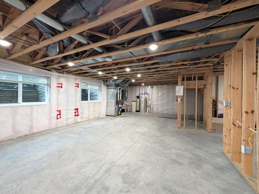 222 30th Avenue E, West Fargo, ND 58078