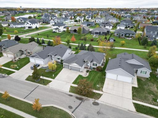 222 30th Avenue E, West Fargo, ND 58078