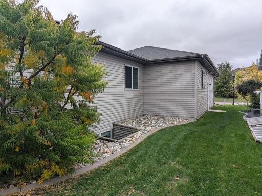 222 30th Avenue E, West Fargo, ND 58078