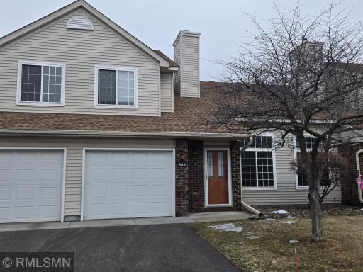 949 Old Steine Circle, New Brighton, MN 55112