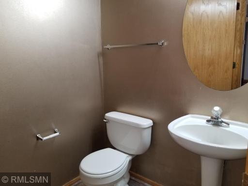 949 Old Steine Circle, New Brighton, MN 55112