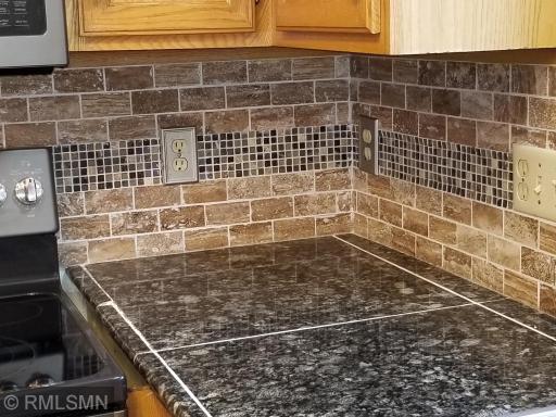 949 Old Steine Circle, New Brighton, MN 55112