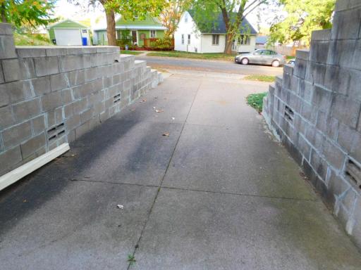 710 Edgar Avenue, Saint Paul, MN 55117