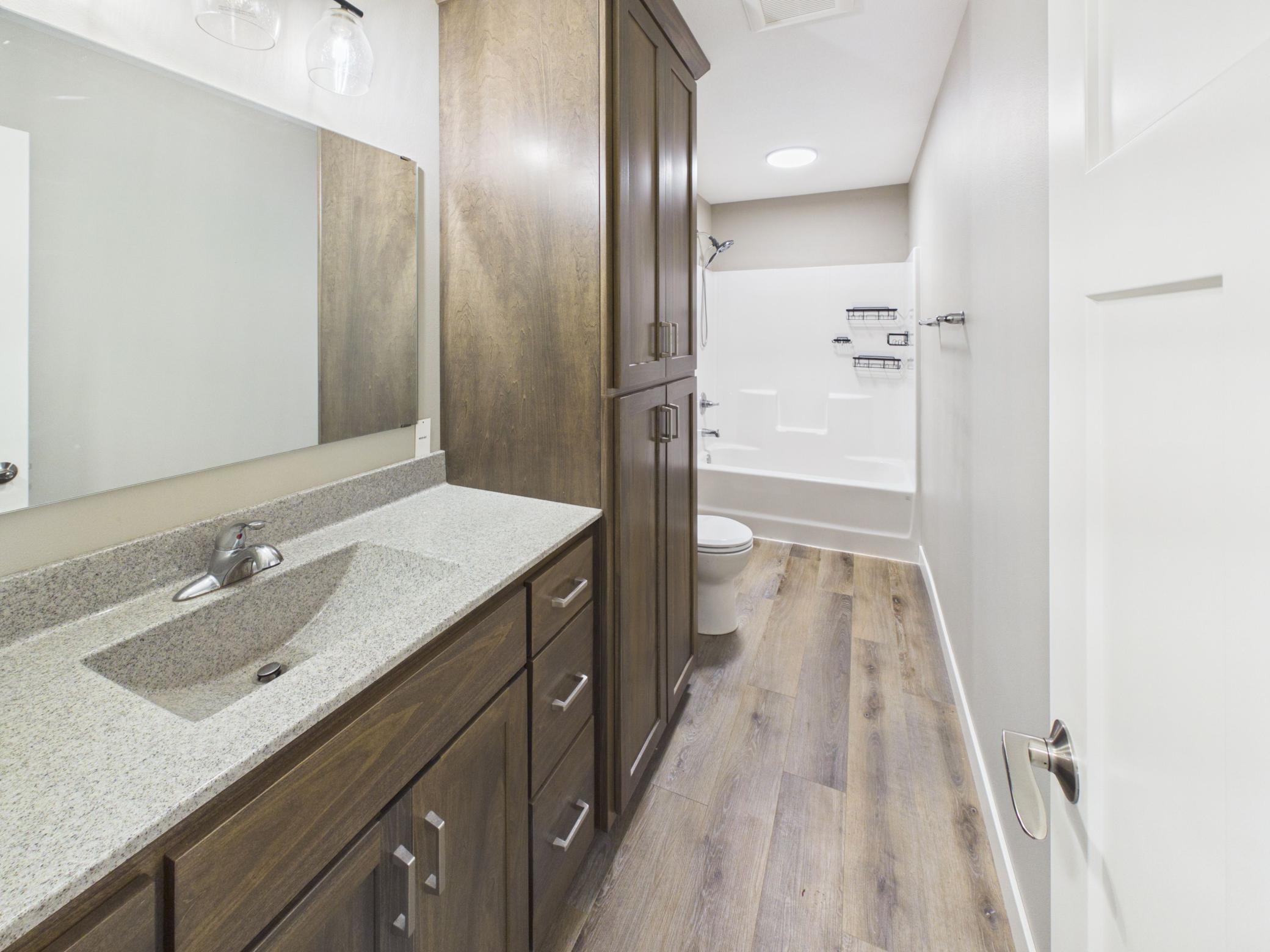 LL Full Bath