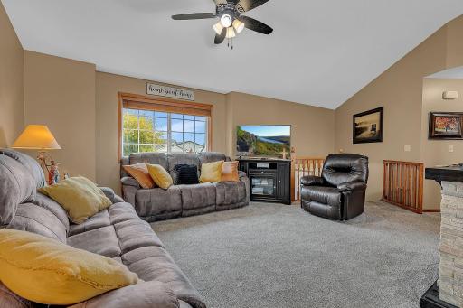 1025 2nd Avenue SE, Freeport, MN 56331