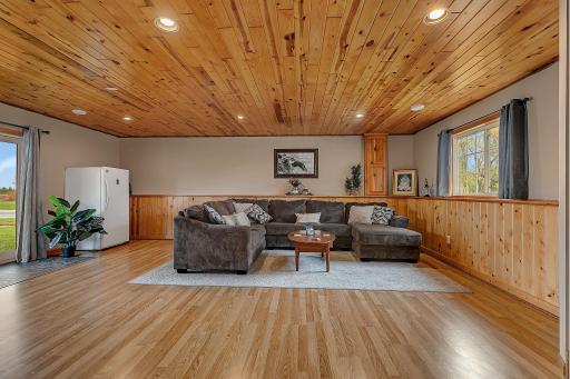 1025 2nd Avenue SE, Freeport, MN 56331