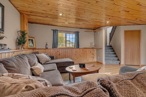 1025 2nd Avenue SE, Freeport, MN 56331