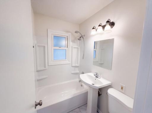 7 Park Drive, Circle Pines, MN 55014