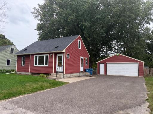7 Park Drive, Circle Pines, MN 55014