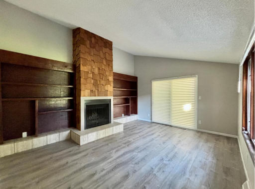 1414 W Danube Road, Minneapolis, MN 55432