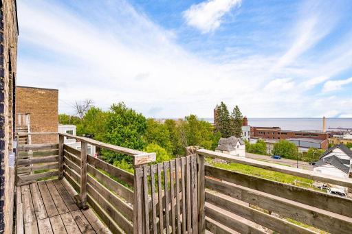 24 W 5th Street, Duluth, MN 55806