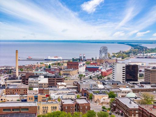 24 W 5th Street, Duluth, MN 55806