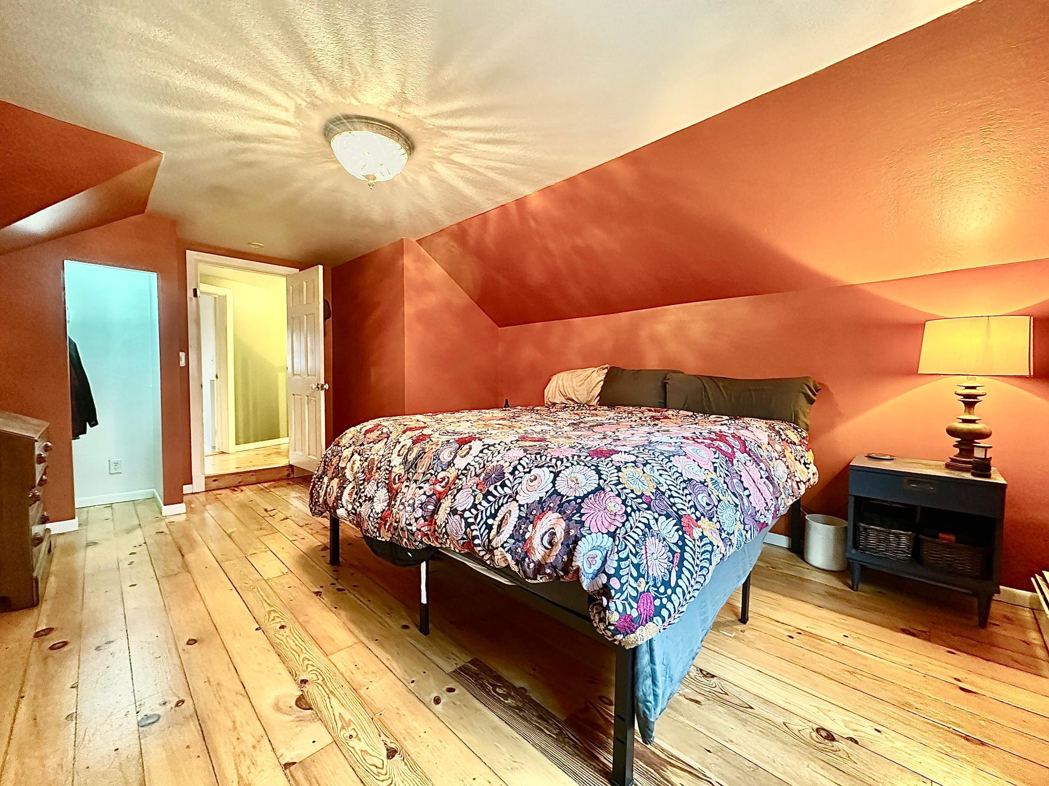 Last look at this great room.