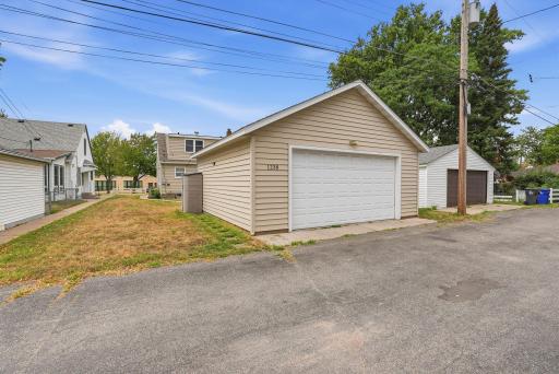 1238 Grotto Street N, Saint Paul, MN 55117