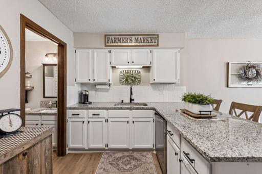 4679 Jackstone Point, Eagan, MN 55122