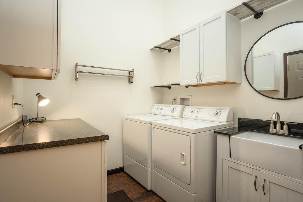 Laundry Rm.jpeg