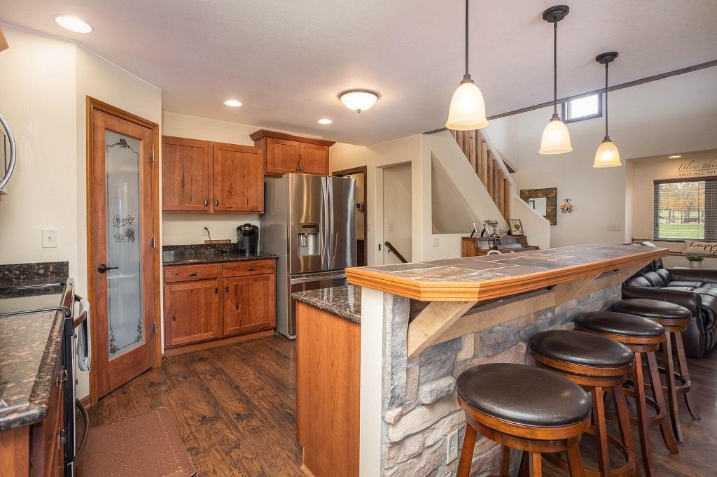 Kitchen 4.jpeg