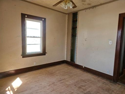 212 S Center Street, Ceylon, MN 56121