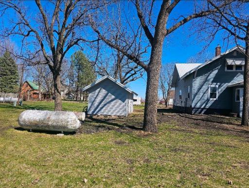 212 S Center Street, Ceylon, MN 56121