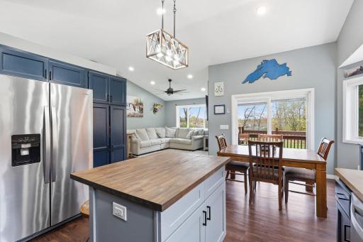 27-web-or-mls-30530_Redding_Ave_Shafer_MN_55074_020.jpg
