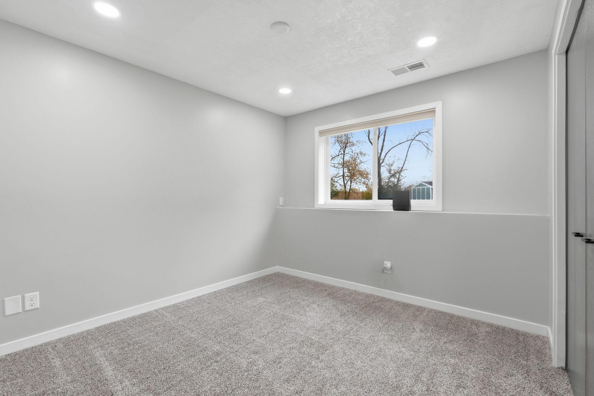 6-web-or-mls-30530_Redding_Ave_Shafer_MN_55074_003.jpg