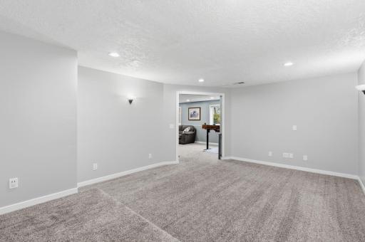 5-web-or-mls-30530_Redding_Ave_Shafer_MN_55074_002.jpg