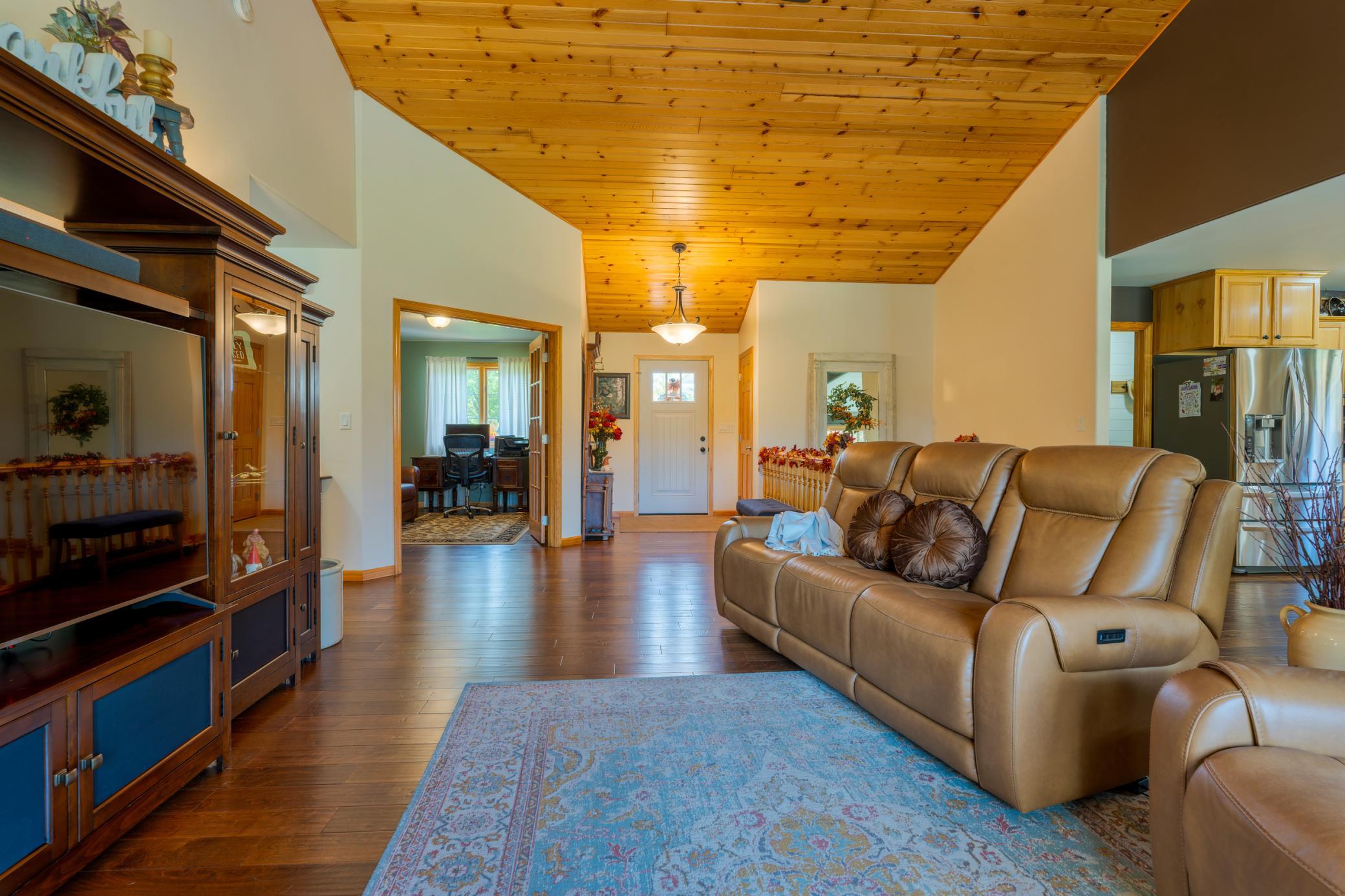 Spacious Living Room.jpeg