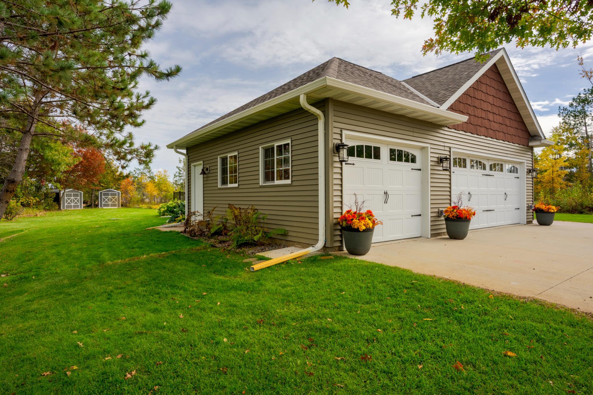 Triple Attached Garage.jpeg