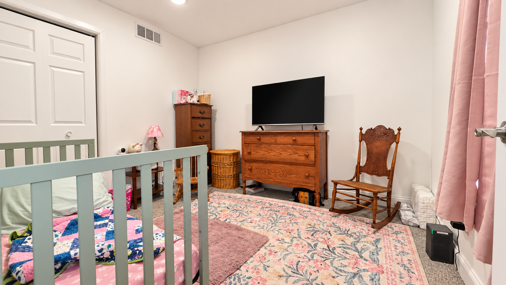 Bedroom 2.png