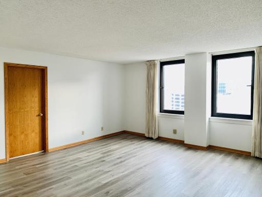 220 Broadway Avenue S, 911, Rochester, MN 55904