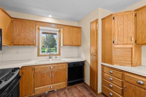8008 Mount Curve Boulevard, Brooklyn Park, MN 55445