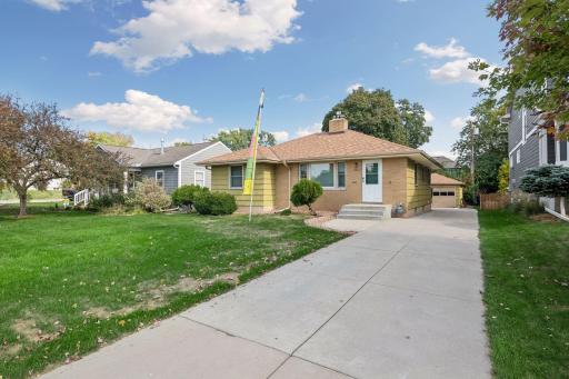 5905 Zenith Avenue S, Edina, MN 55410