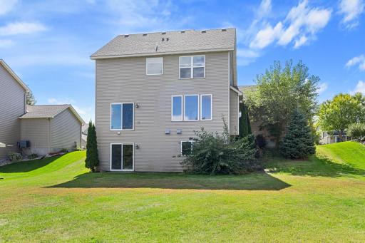 1096 Danube Avenue, Shakopee, MN 55379