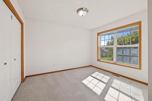 1096 Danube Avenue, Shakopee, MN 55379
